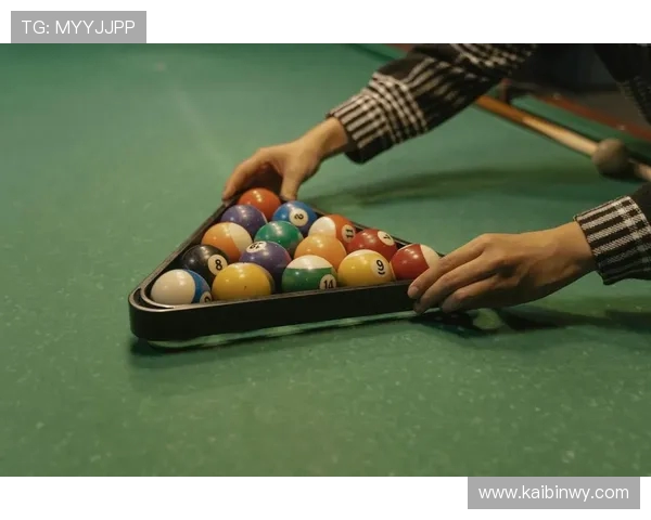 台球技巧全解析:从基础知识到高手进阶的全面指南 台球技巧全解析:从基础知识到高手进阶的全面指南